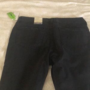 Style & Co. black skinny ankle jeans. NEW with tags
